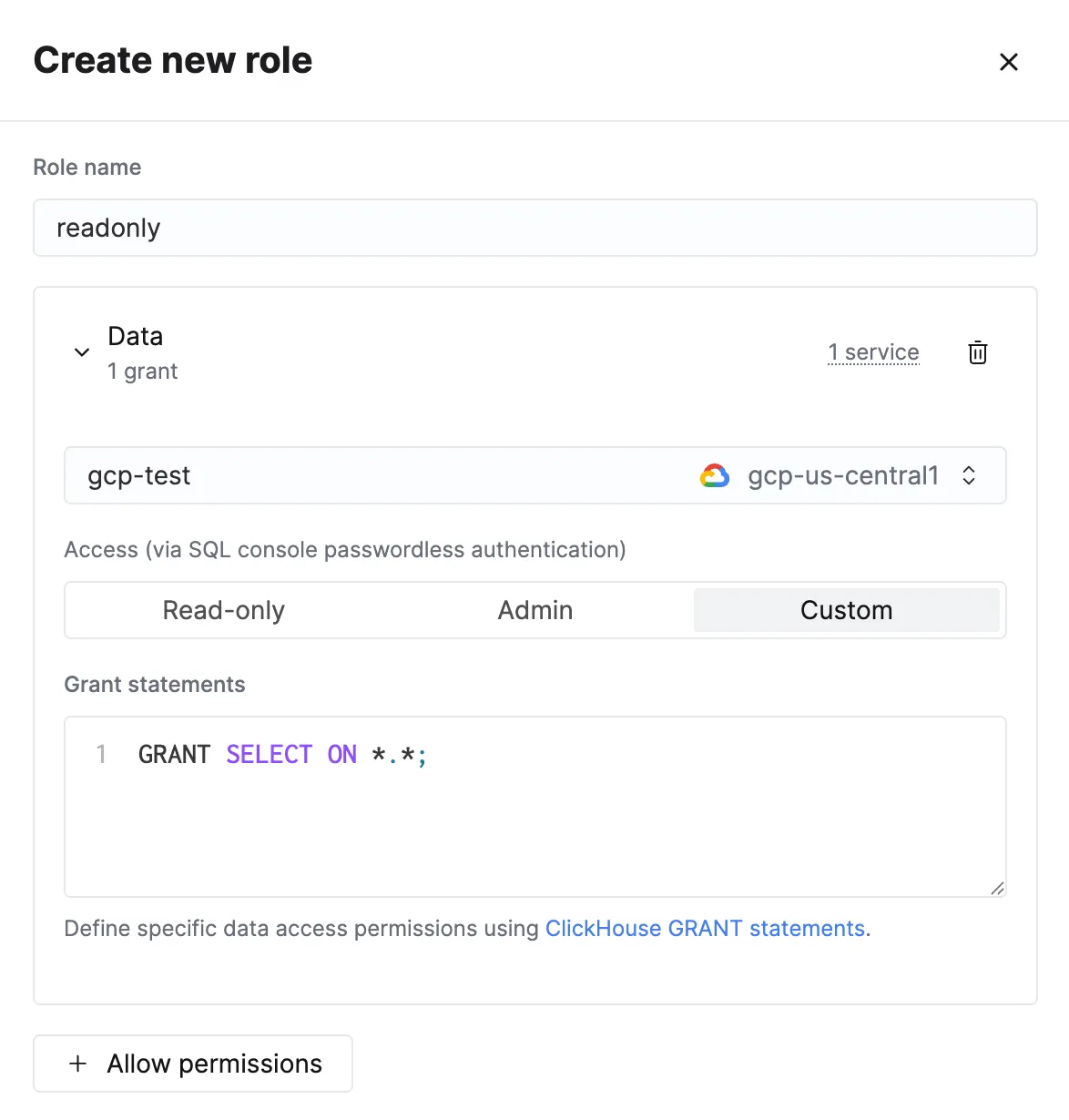 Cuadro de diálogo para crear un rol con permisos de datos definidos mediante sentencias GRANT personalizadas
